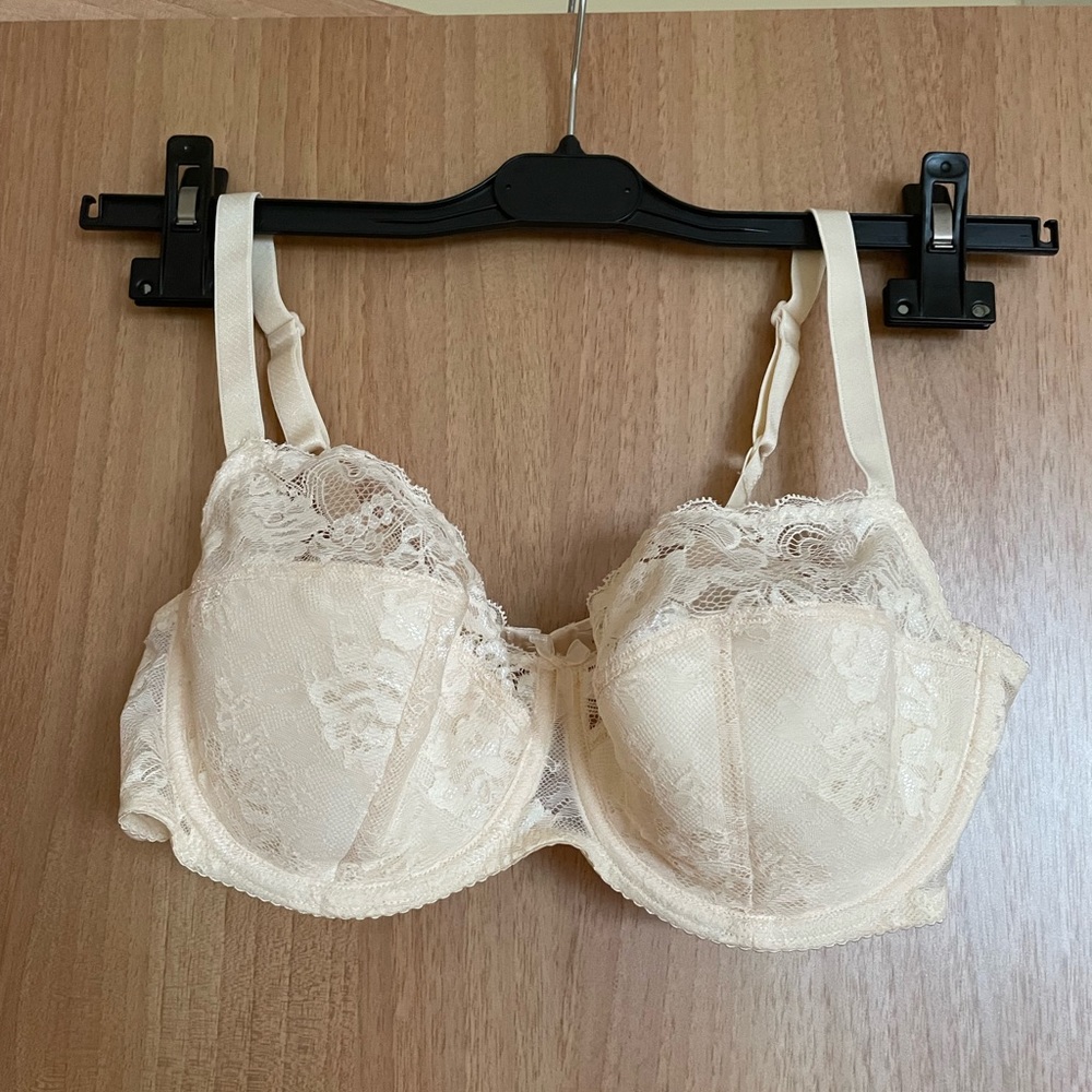 MilaVitsa - Lace cream bra - US size 36C - new